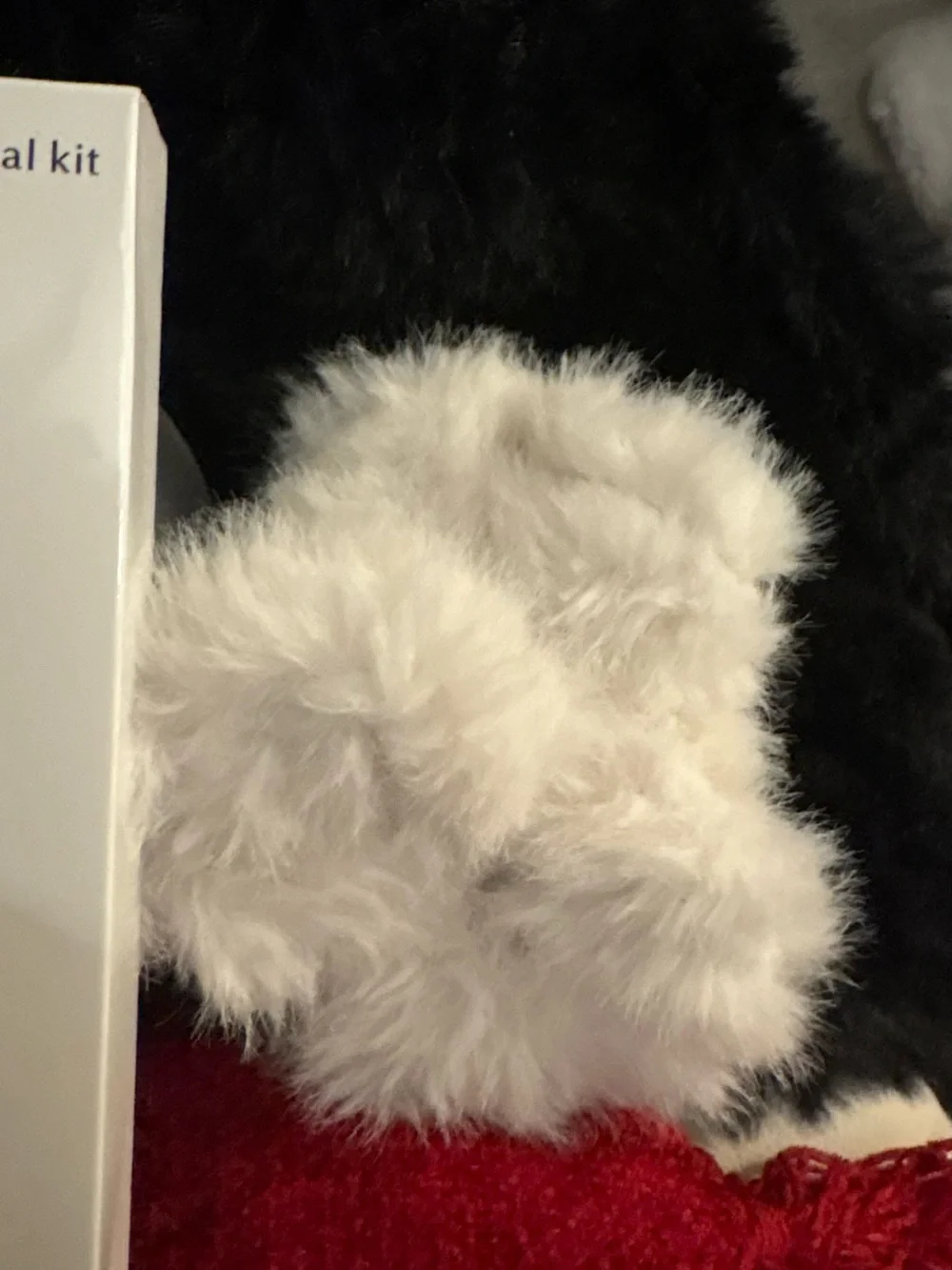 Victoria Secret Ivory Faux Fur Bvlgari BeauTEA Bundle